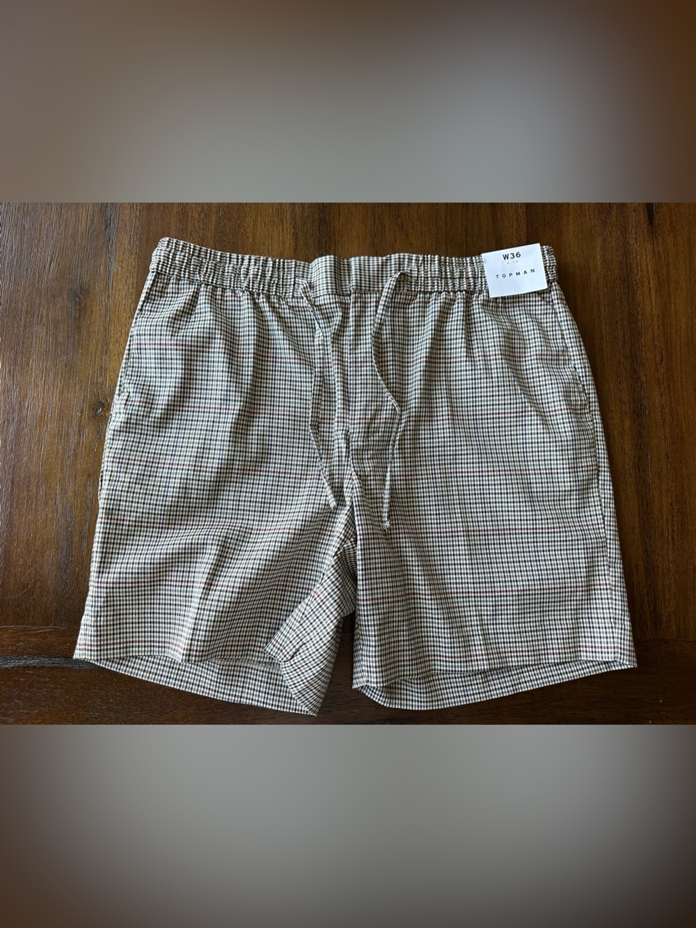 Topman Men’s Gingham Drawstring Shorts in Beige and Brown- size 36